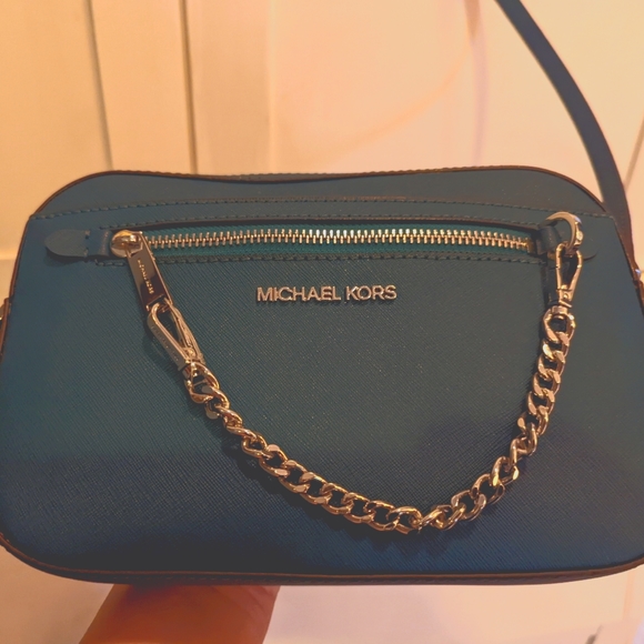 Michael Kors Purse - Picture 1 of 6